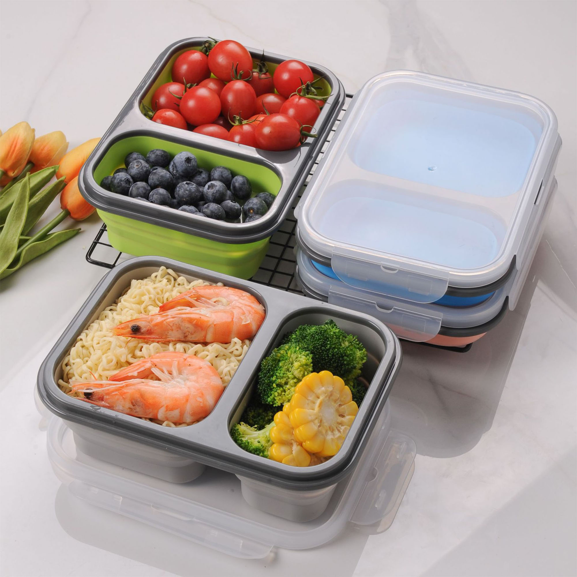 Foldable Silicone Bento Box with Spoon 2