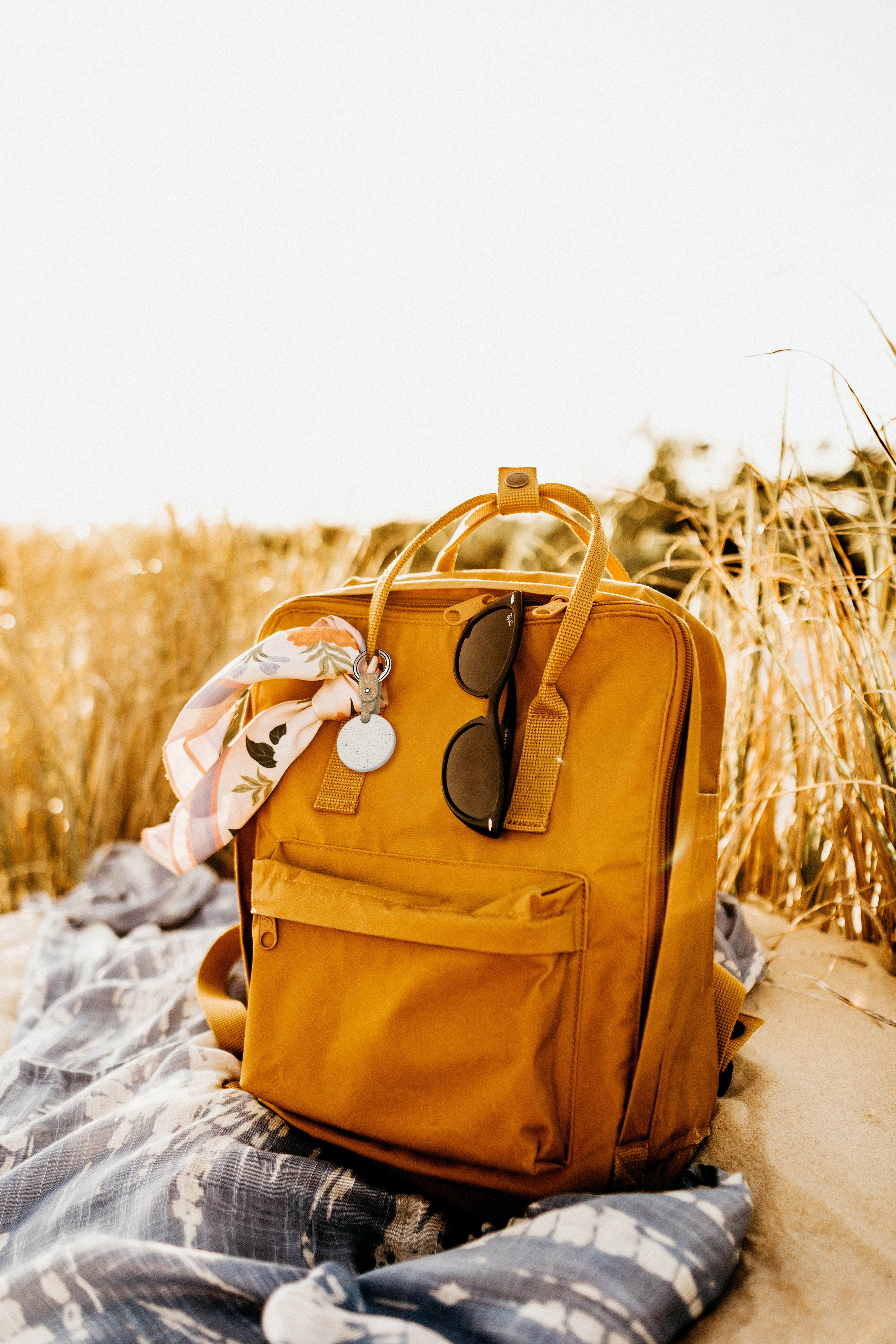 EcoSpot Pro: Eco-Conscious Bluetooth Tracker with Cork Keychain 10