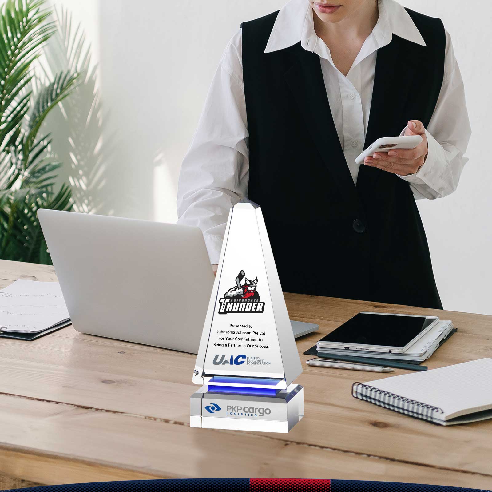 Hansa Crystal Obelisk Award 5