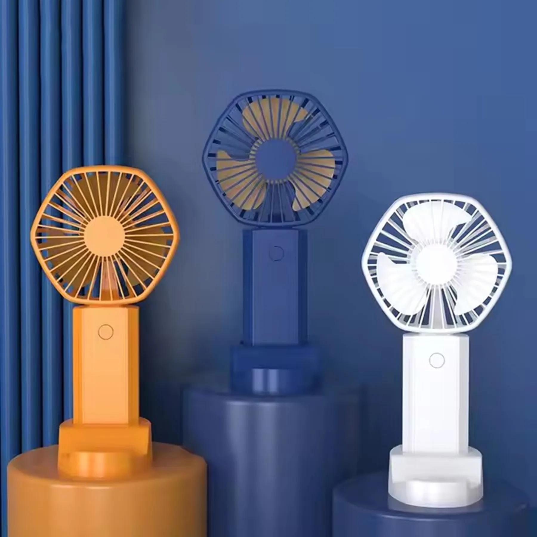 400 mAh Desktop Rechargeable Mobile Phone Holder Fan 2