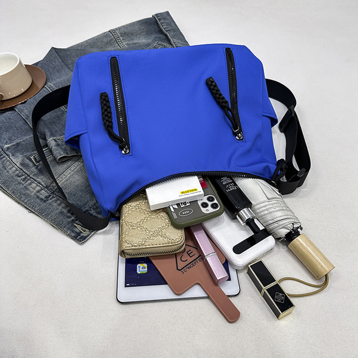 Large Capacity Crossbody Bag 3