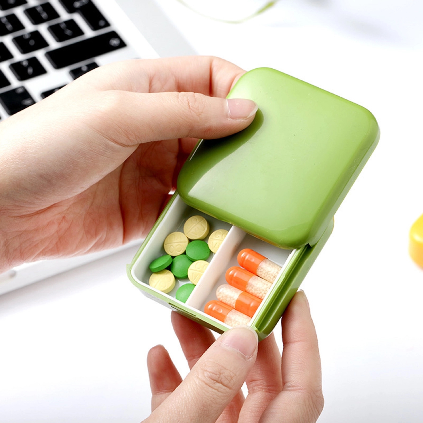 Square Slideable Cover 2-compartment Pill Box 3