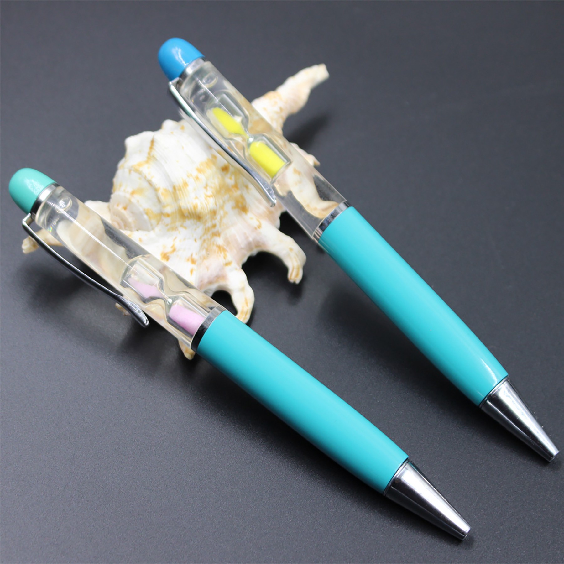 3D Floating Hourglass Oil Pen 2