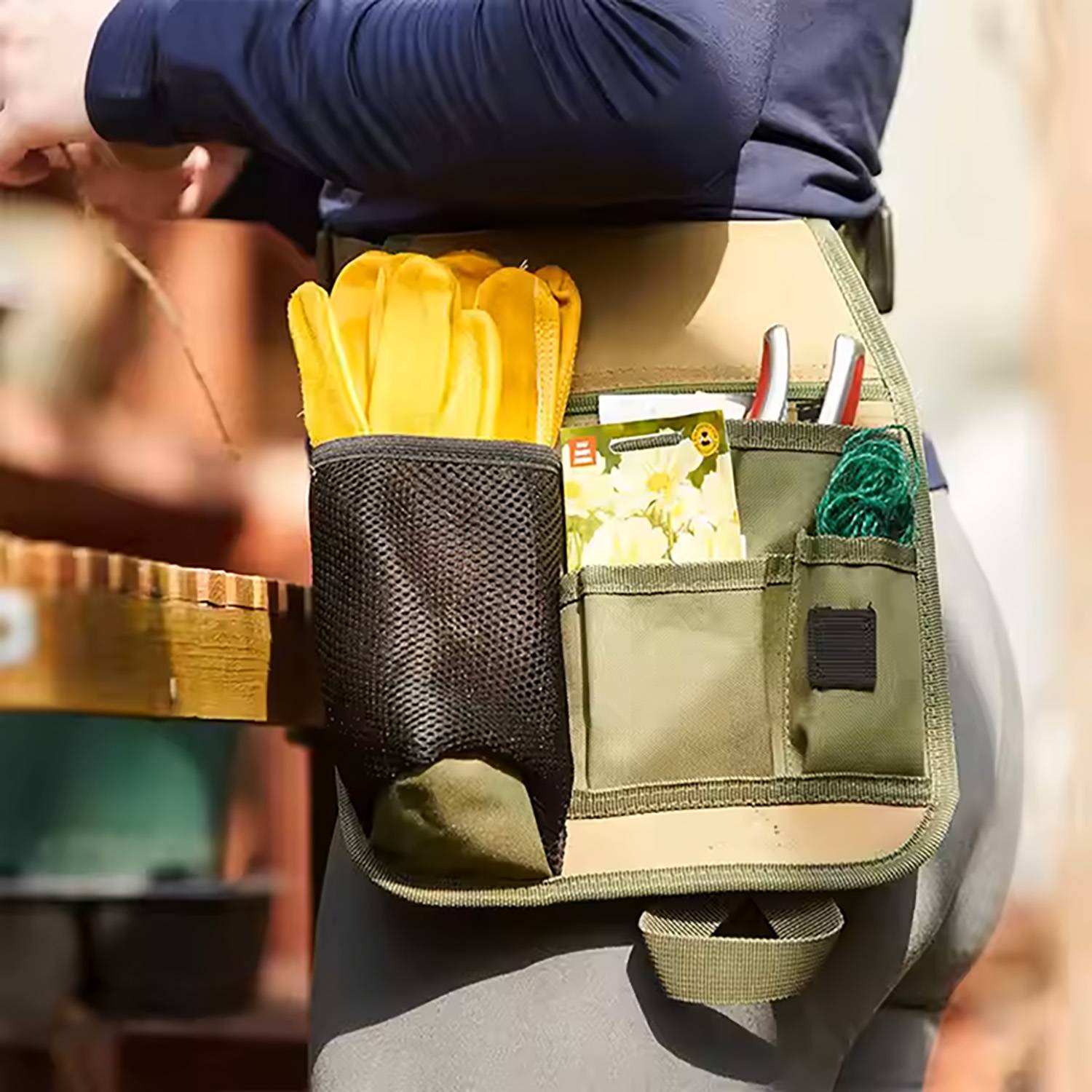 Multi pocket tool waist bag 10