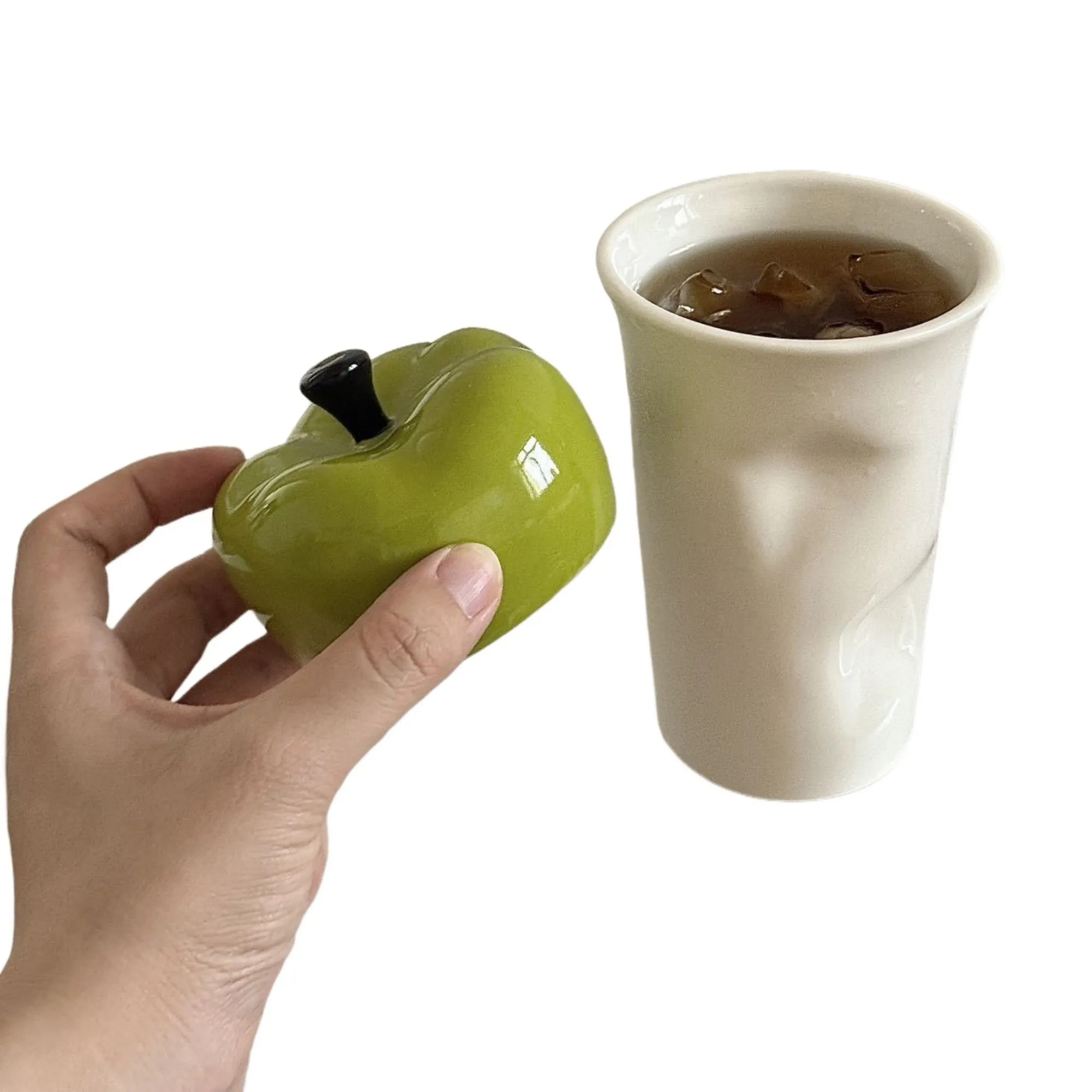 Apple Shape Creative Ceramic Coffee Mug 2