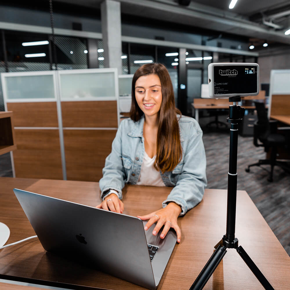 Broadcast Lighting Kit