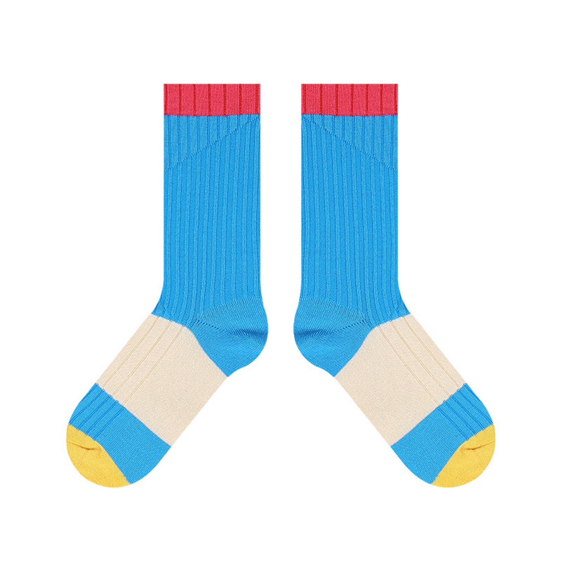 Comfortable Fashion Athletic Socks for Women 3