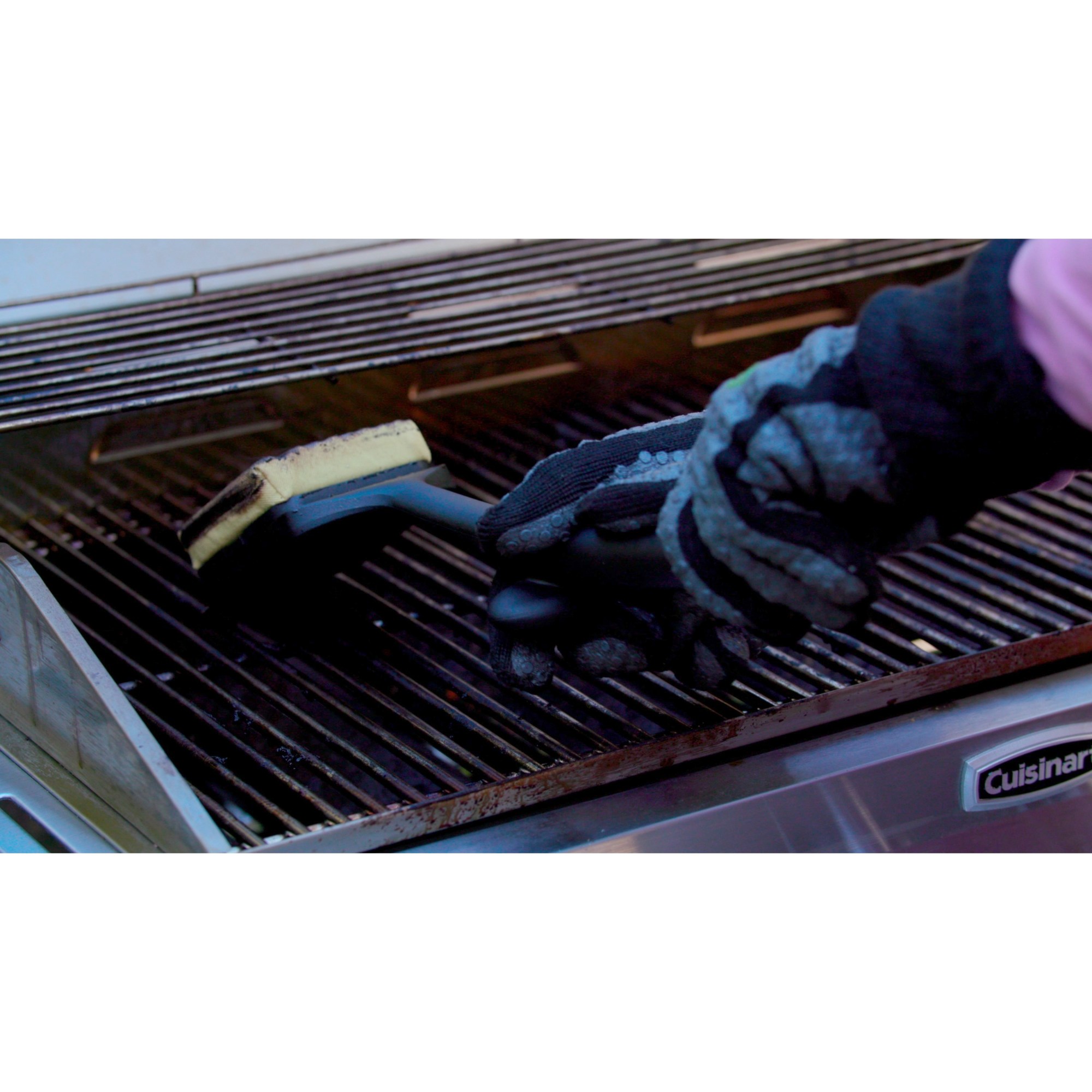 Cuisinart Outdoors™ Grill Renew Steam Cleaner Brush 14