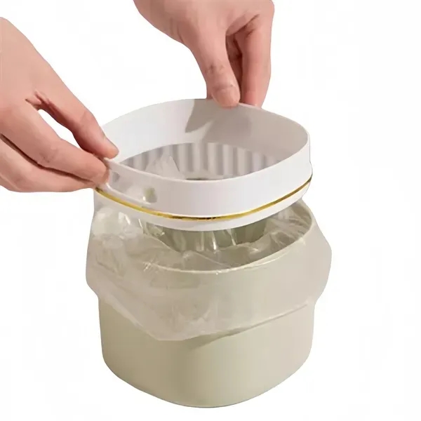 Mini Desktop Waste Bin 22