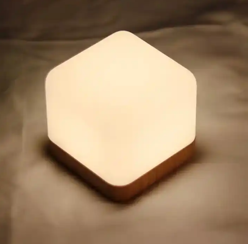 Rechargeable Timer LED Nightlight 2