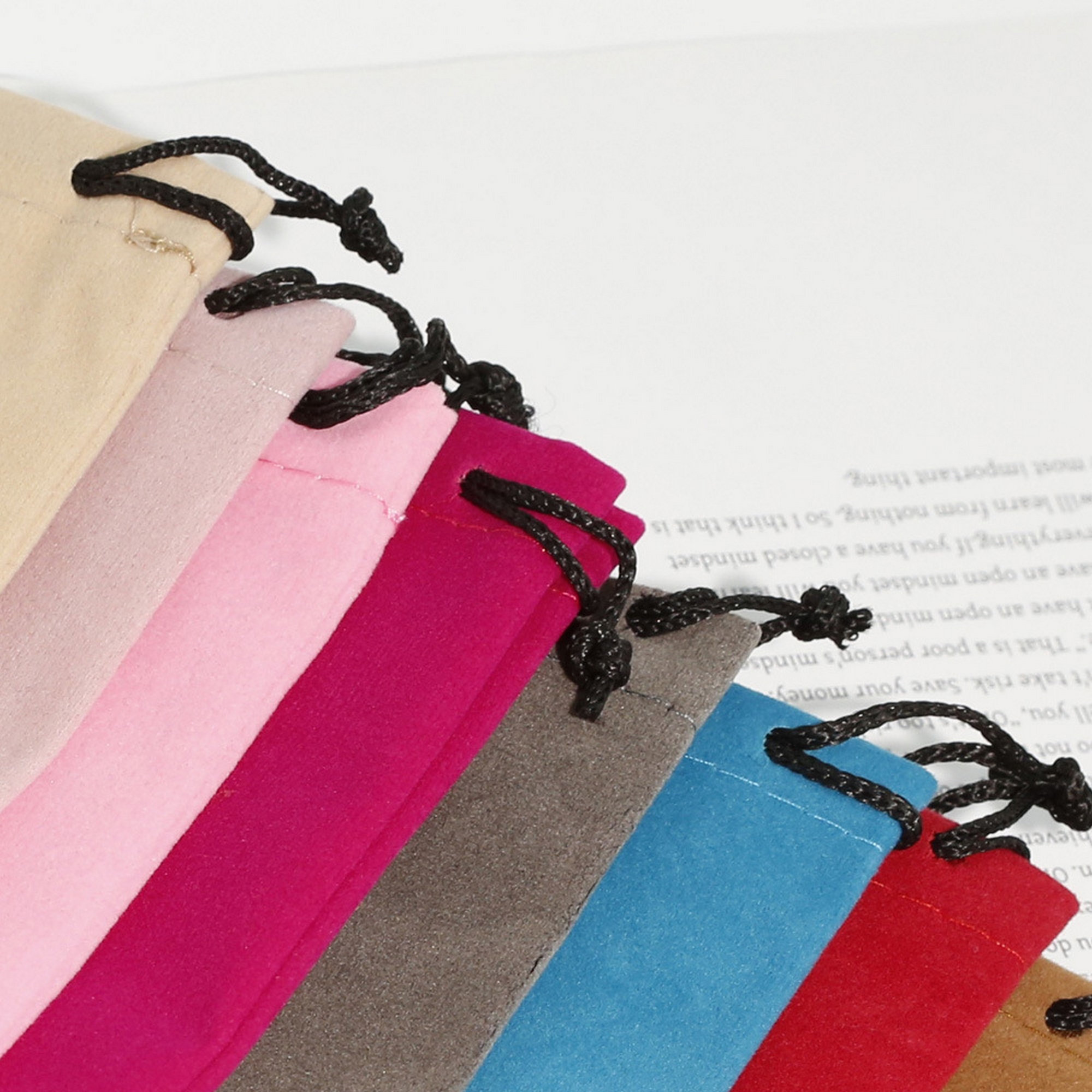 Colourful Drawstring Cuff Glasses Pouch 6