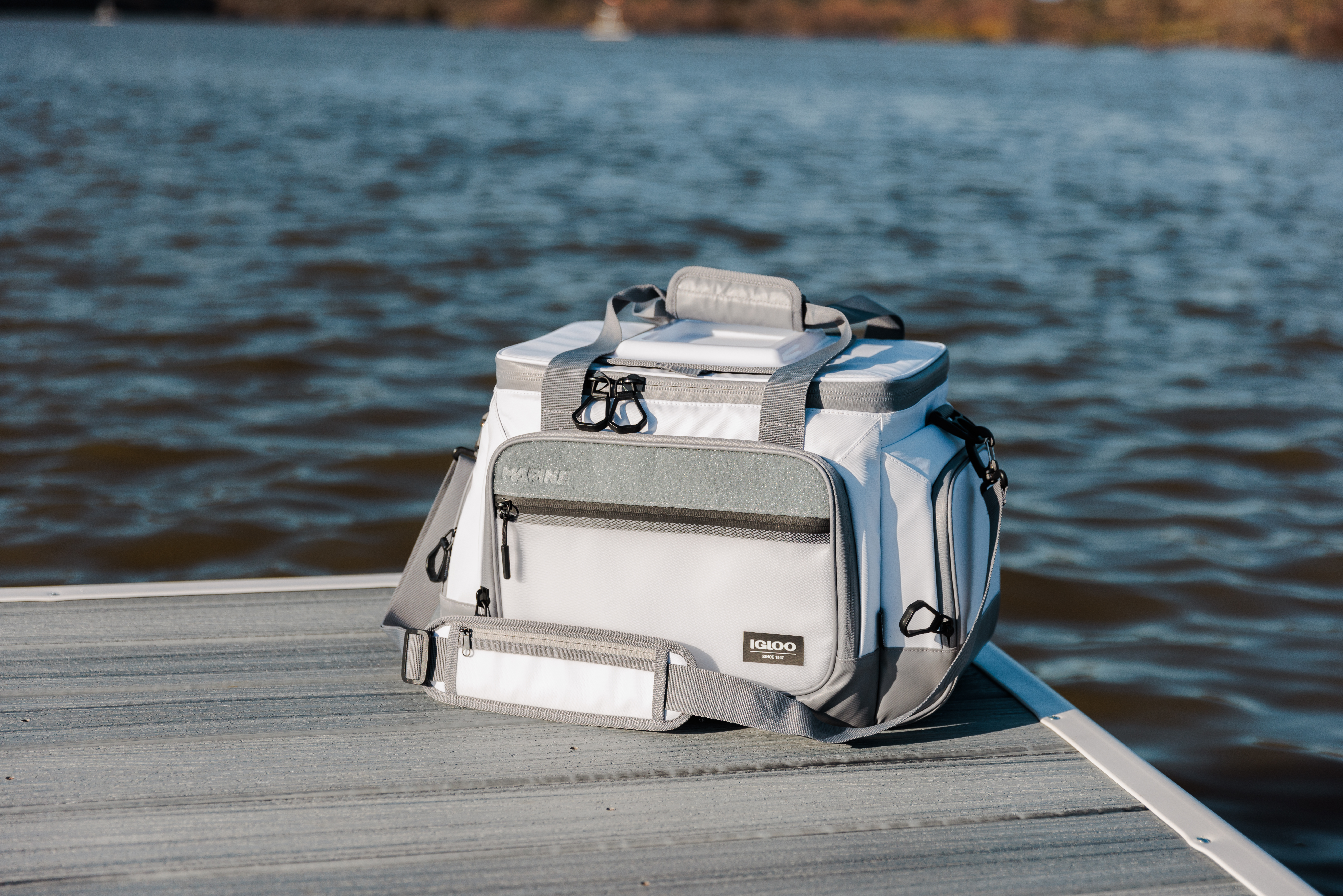 Igloo® Marine 30 Can Square Cooler 28