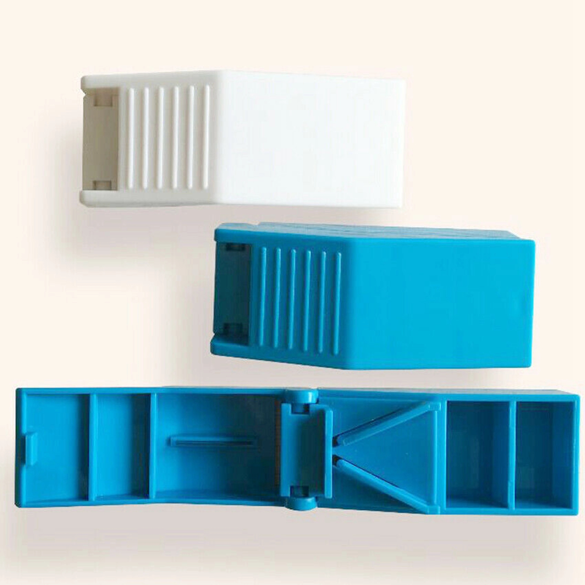 Square Pill Cutter Box 4