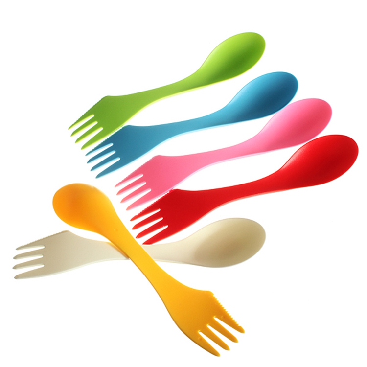 3 in 1 Multi-functional Plastic Sporks 2