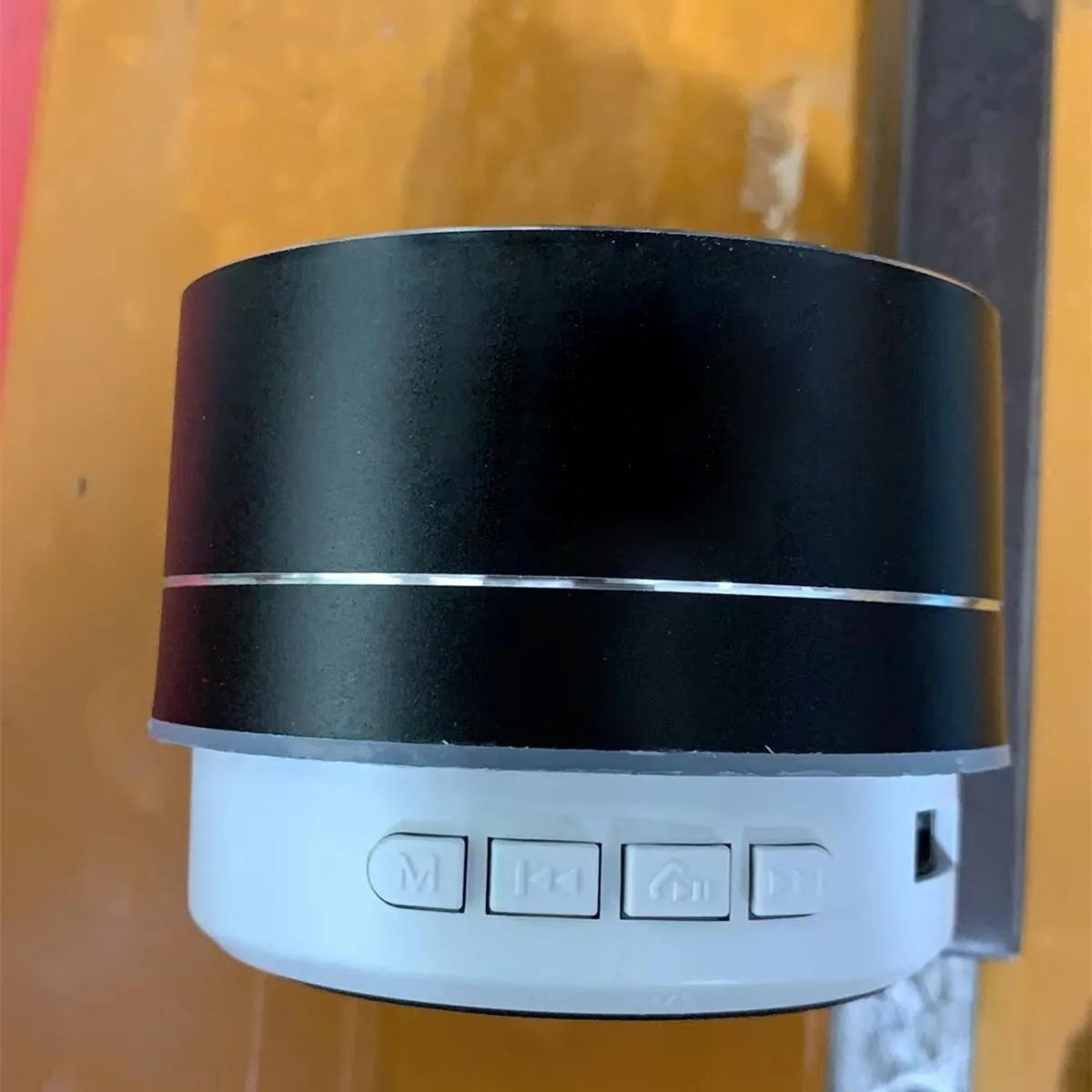 Mini Bluetooth LED Speaker U Disk Can Be Inserted Subwoofer 2