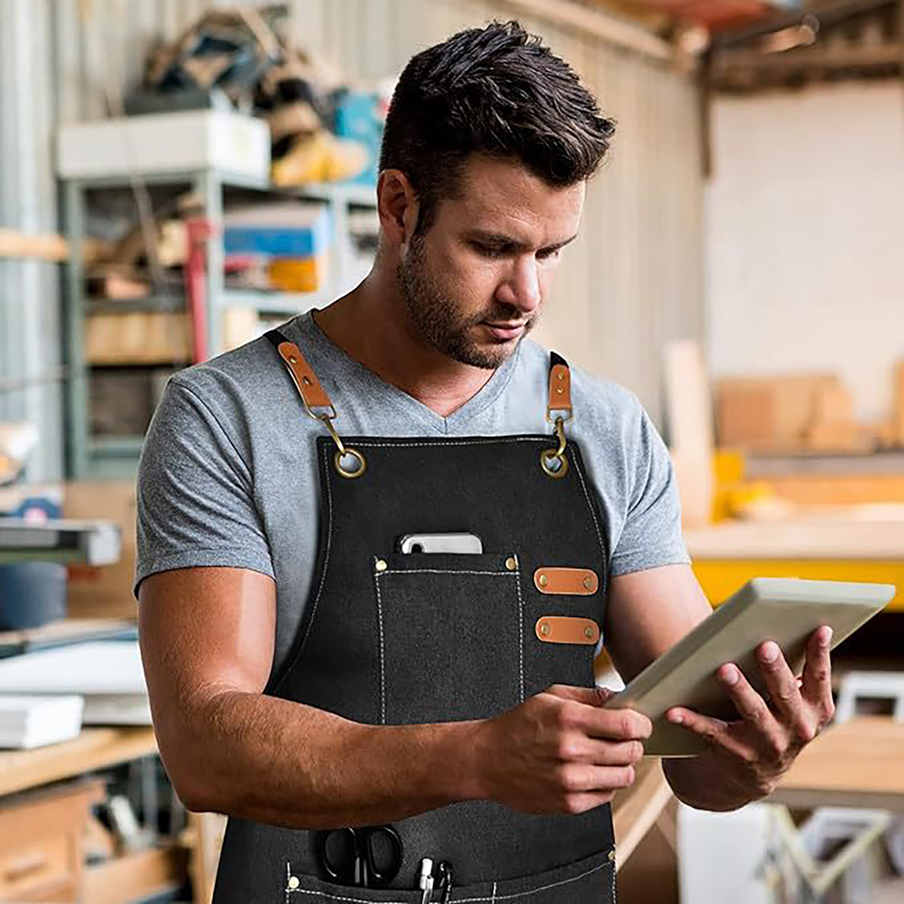 Adjustable Denim Work Apron for Men and Women 4