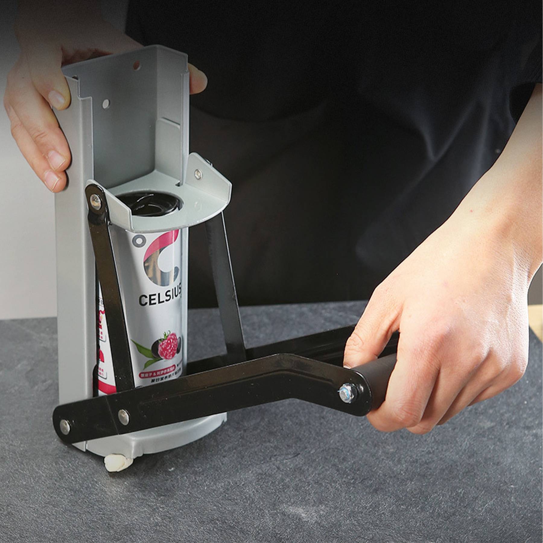 Stainless Steel Wall-mounted hand-pulled can press 4