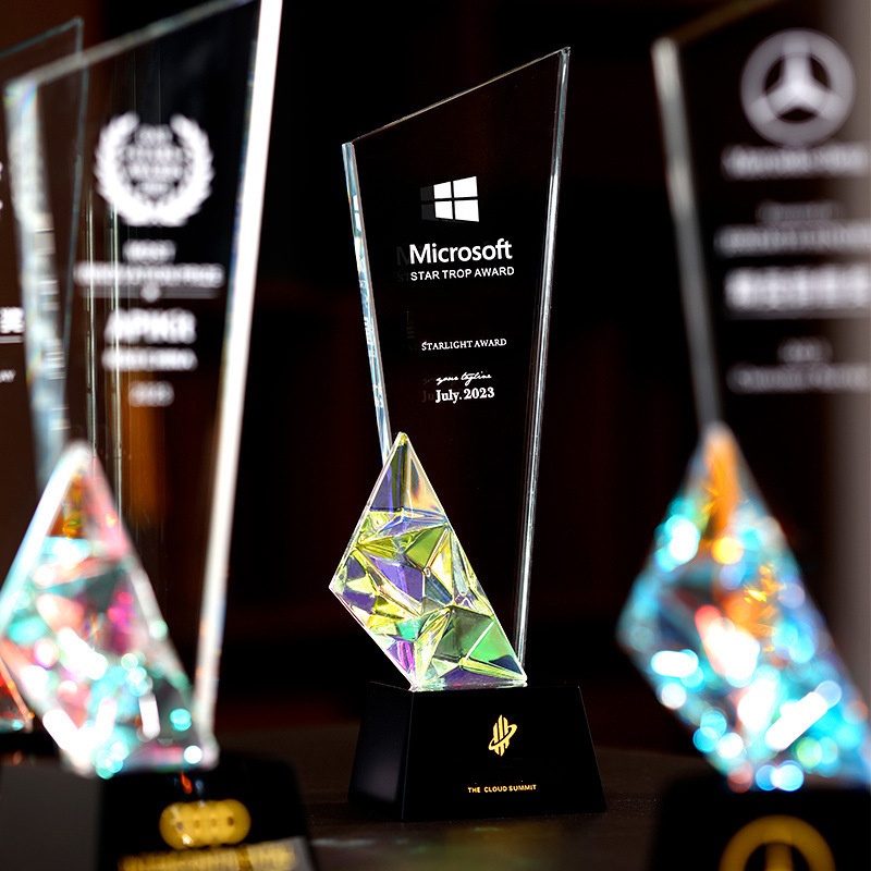 Crystal Trophy Award 6