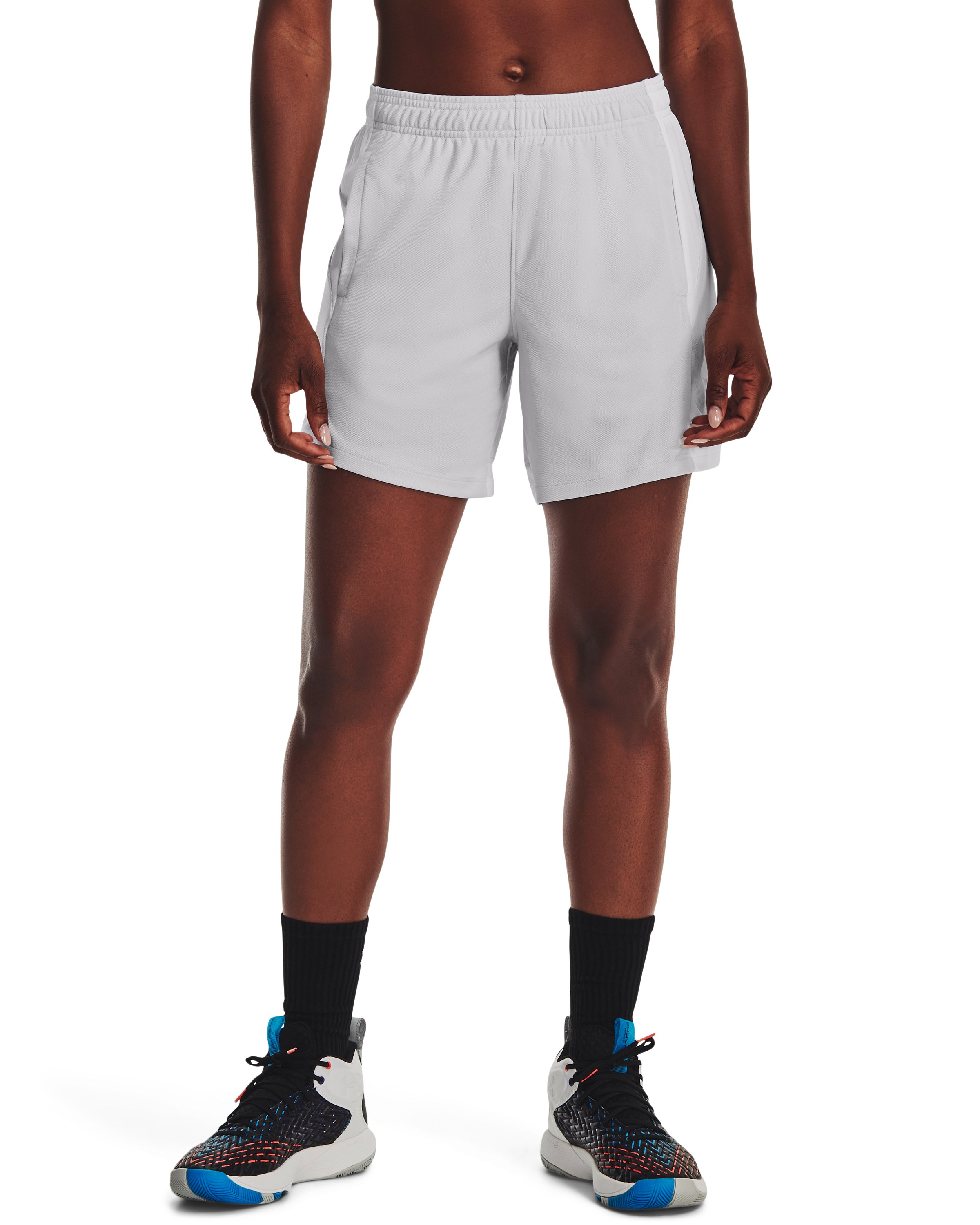 UA Baseline Women's 6.75 Shorts 15