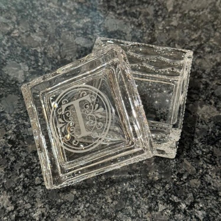 Camellia Jade Glass Box 1