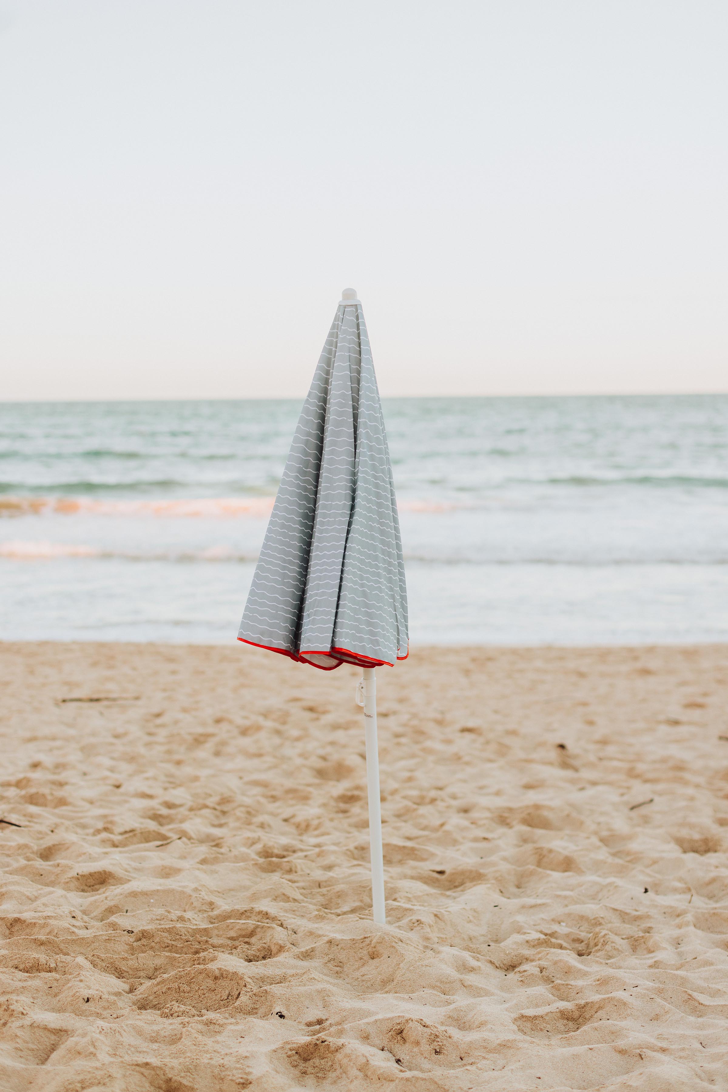 5.5 Ft. Portable Beach Umbrella 4