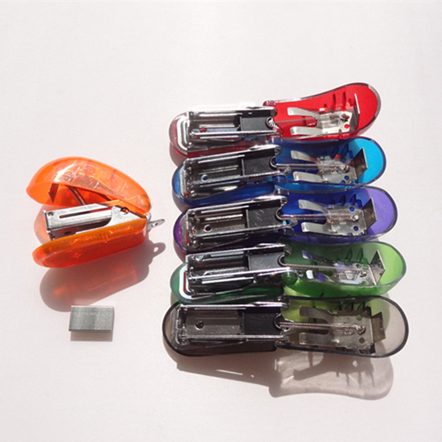 Mini Plastic Stapler 4