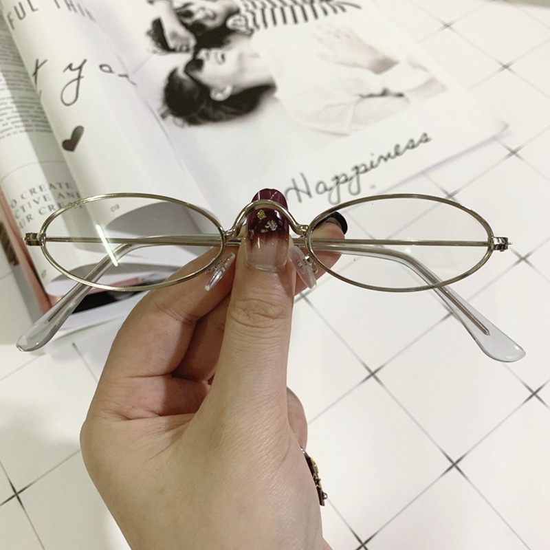 Vintage Oval Sunglasses 6