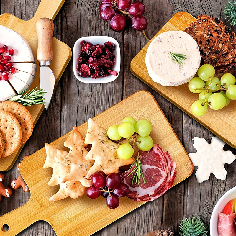 Wooden Cutting Board with Handle 2