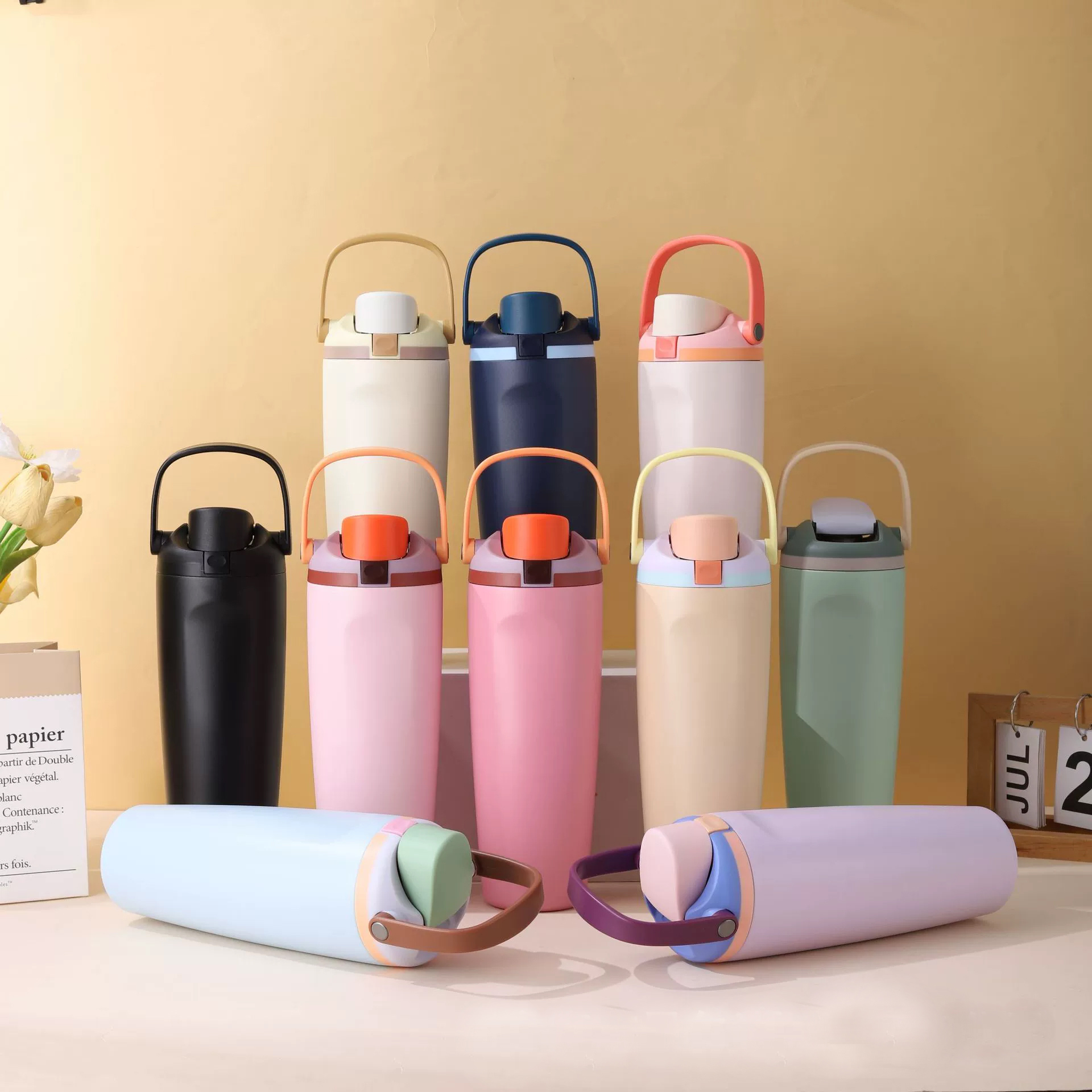 30oz. Stainless Steel Insulated Mug with Handle 1