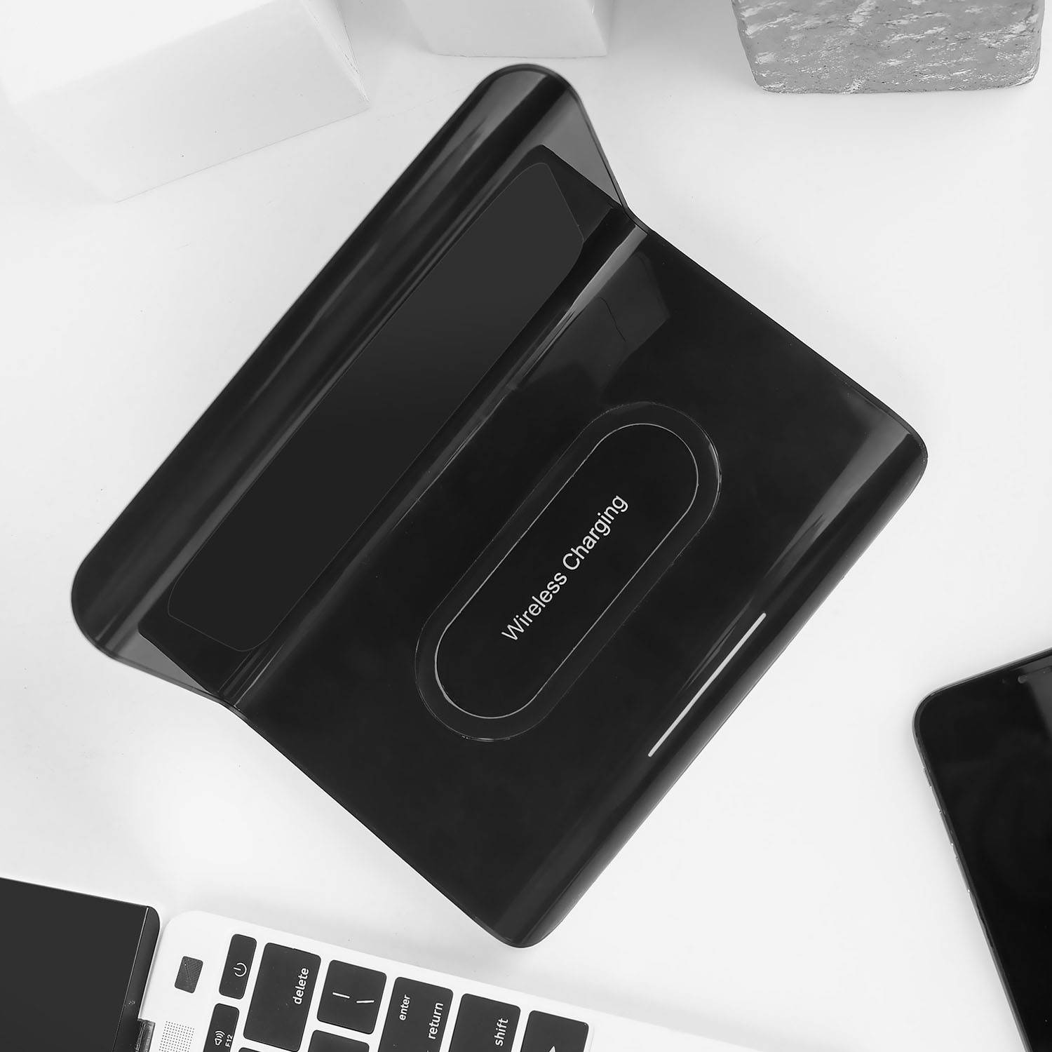 Fast Wireless Charging Station with Digital Clock 4