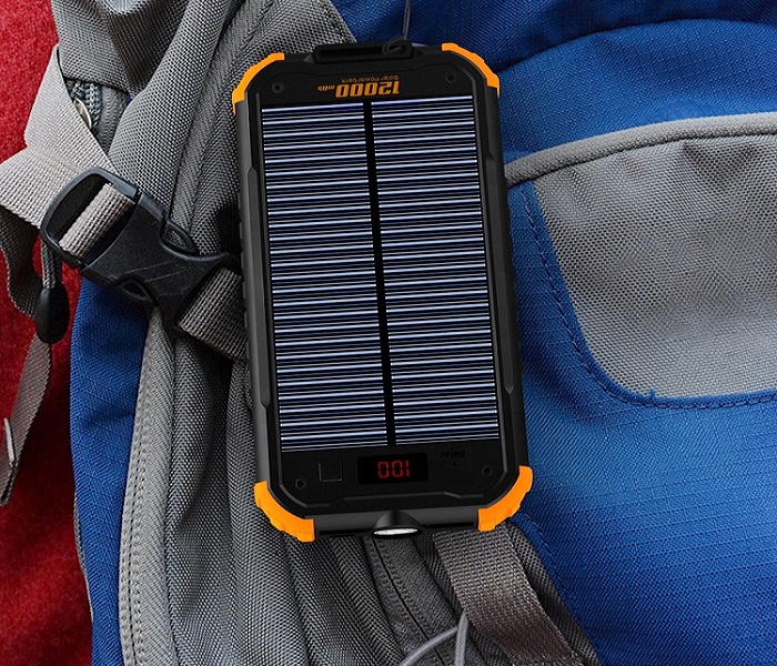 Crash Proof Solar Power Bank with Torch Light 10000mah 3