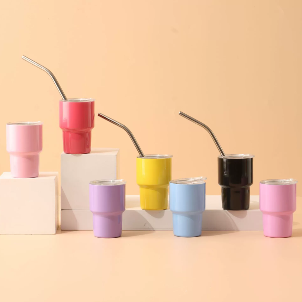 Small Tumblers with Lids and Straws 2