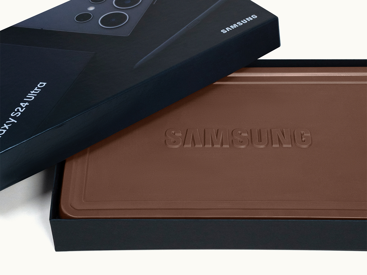 Giant 2lb. Engraved Chocolate Bar with Luxury Custom Packaging 13