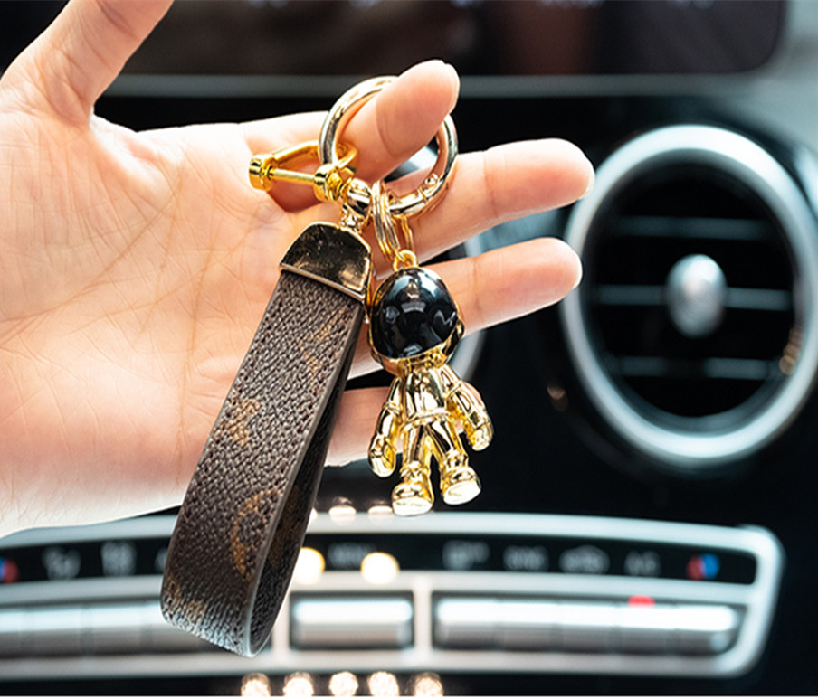 Creative Astronaut Pendant Key Chain 2