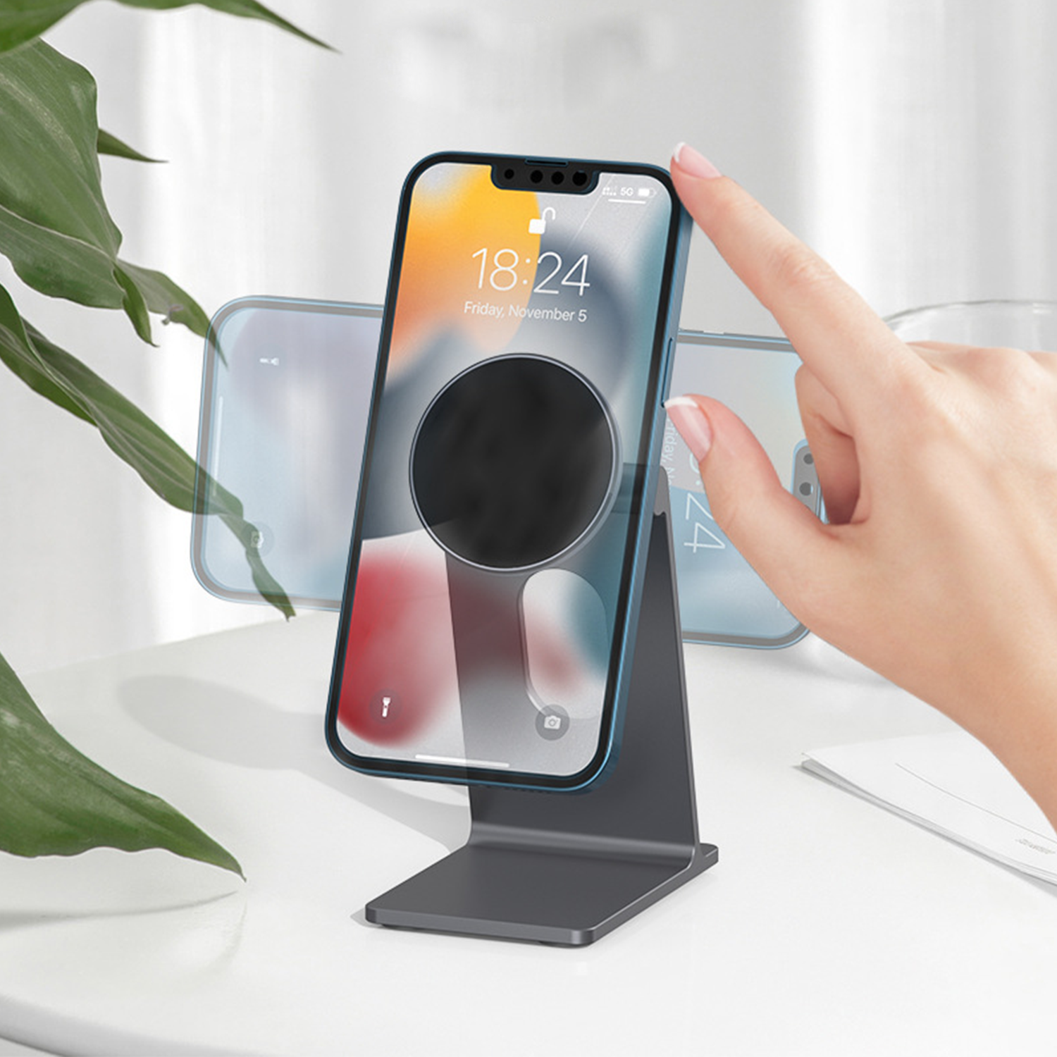 Aluminum Desktop Cellphone Stand 2