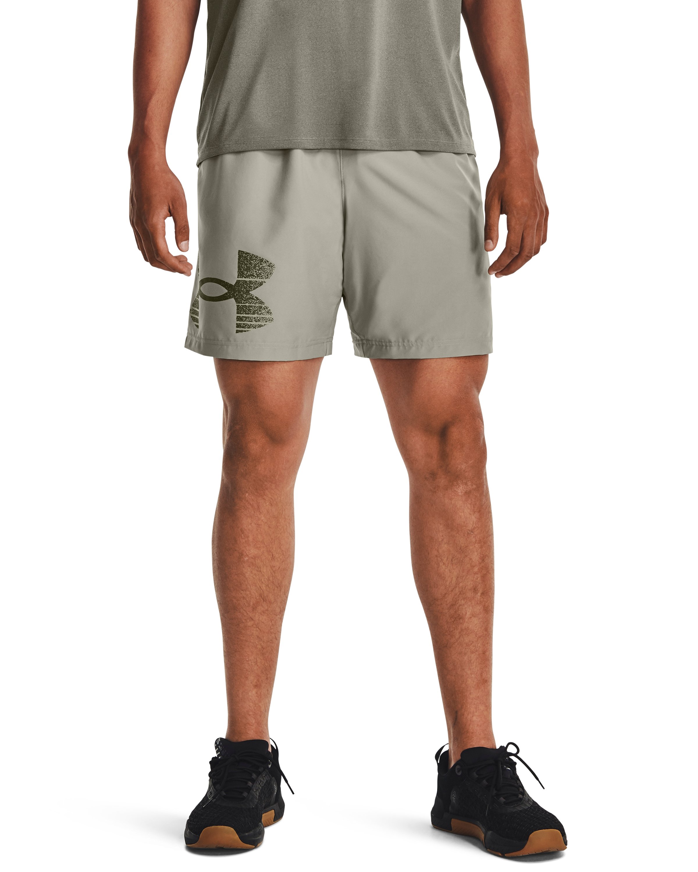 UA Tech Woven Graphic Men's 8.25 Shorts 1