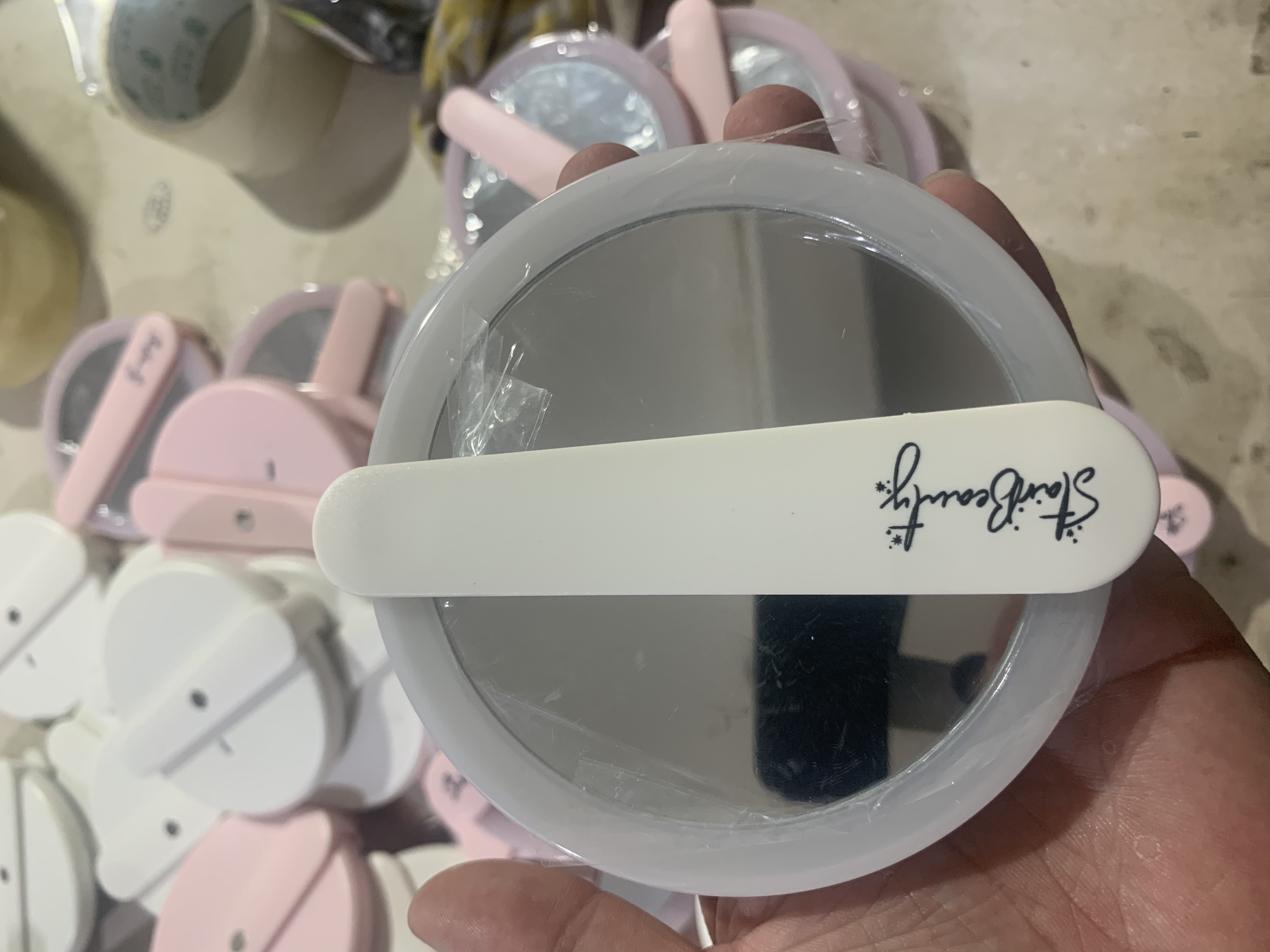 Travel Swivel Foldable Makeup Handheld LED Mirror 4