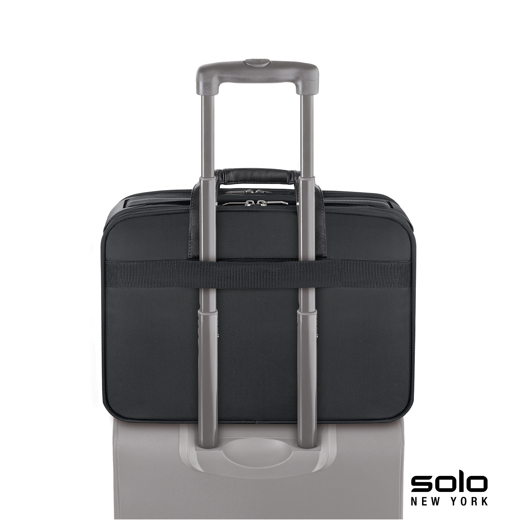 Solo New York Paramount Retractable Strap Briefcase 21