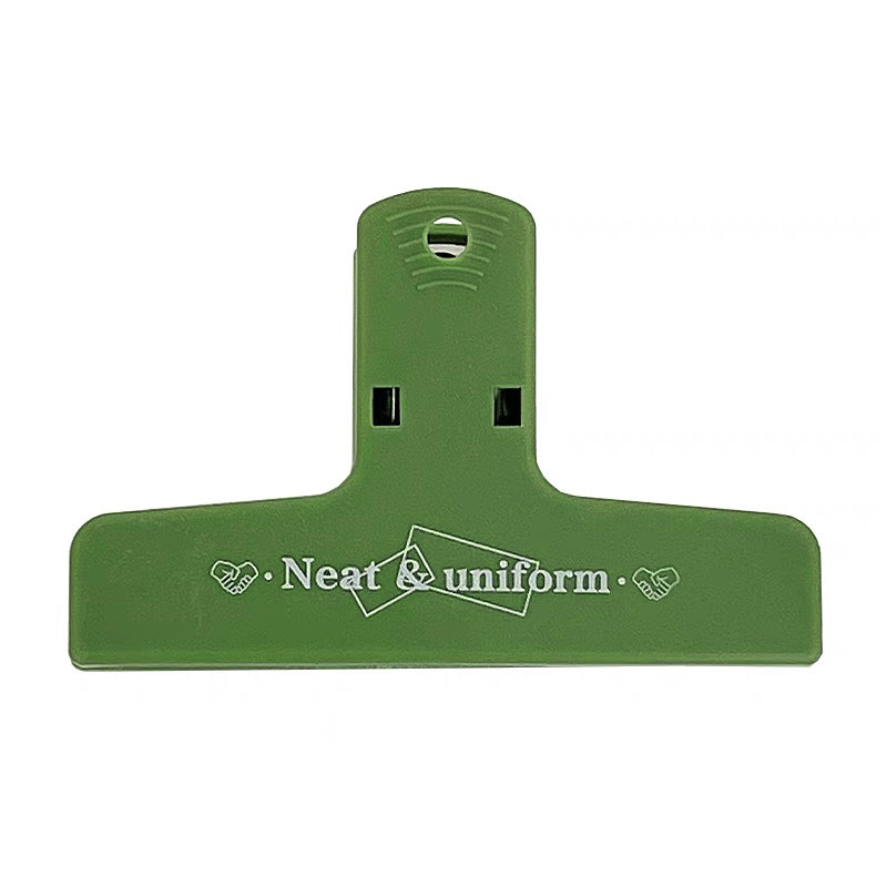 Plastic Magnetic Clip 2