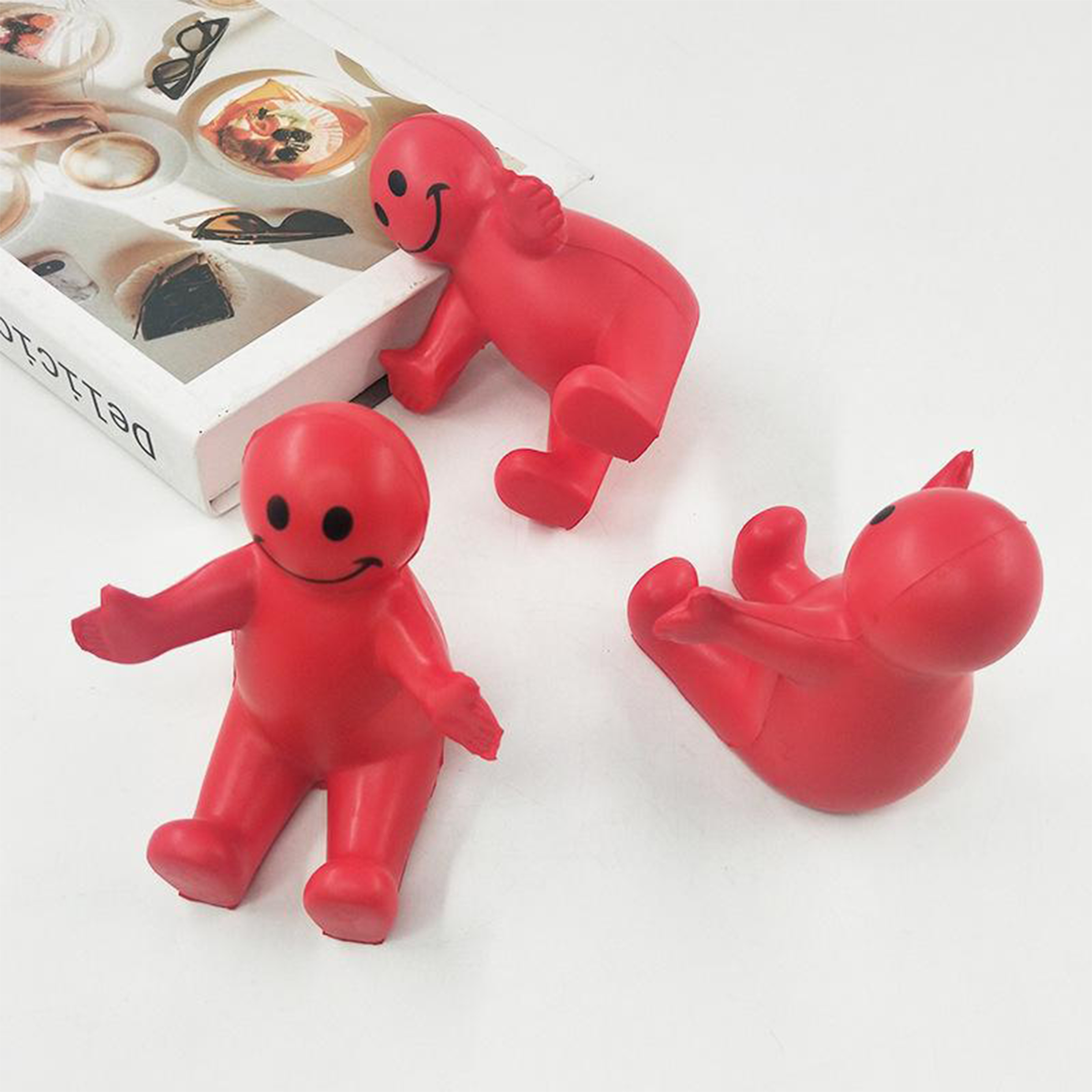 Pu Smiley Phone Holder Stand ?C A Fun Way To Keep Your Phone Handy 4