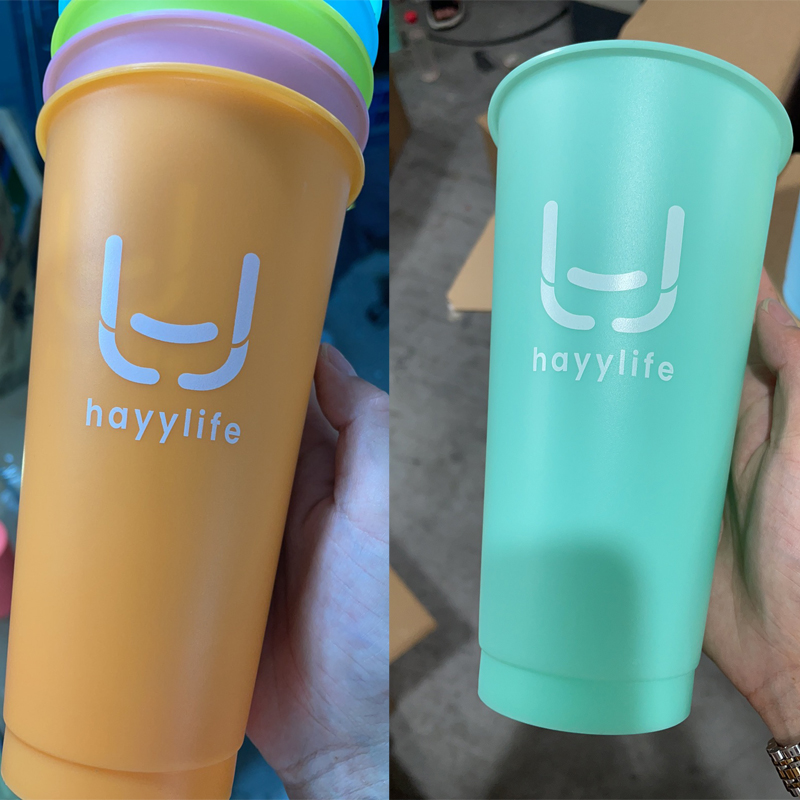 16OZ Reusable Color Changing Plastic Cups w/Lids and Straws 9