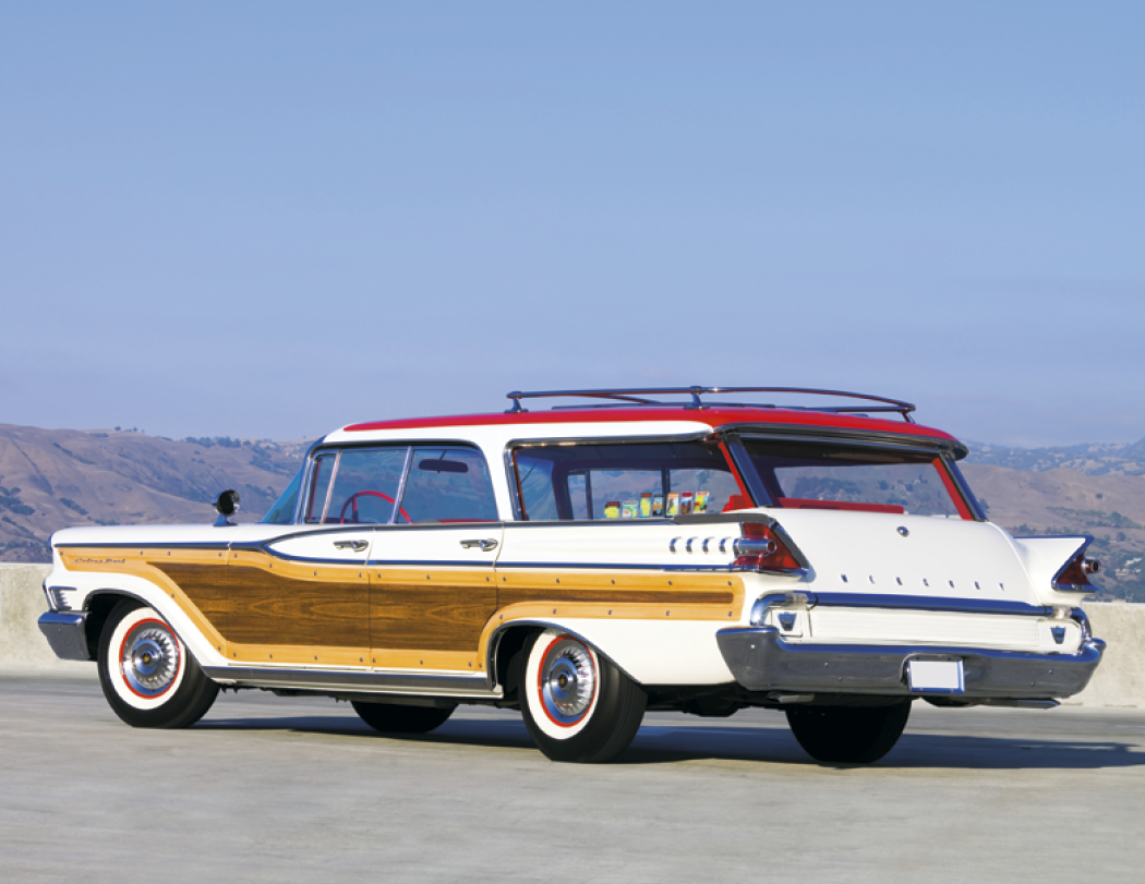 Good Value™ Classic Autos - Stapled Calendar 28