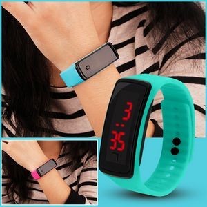 Adjustable Sports Watch With Digital Screen And Detachable Band 20