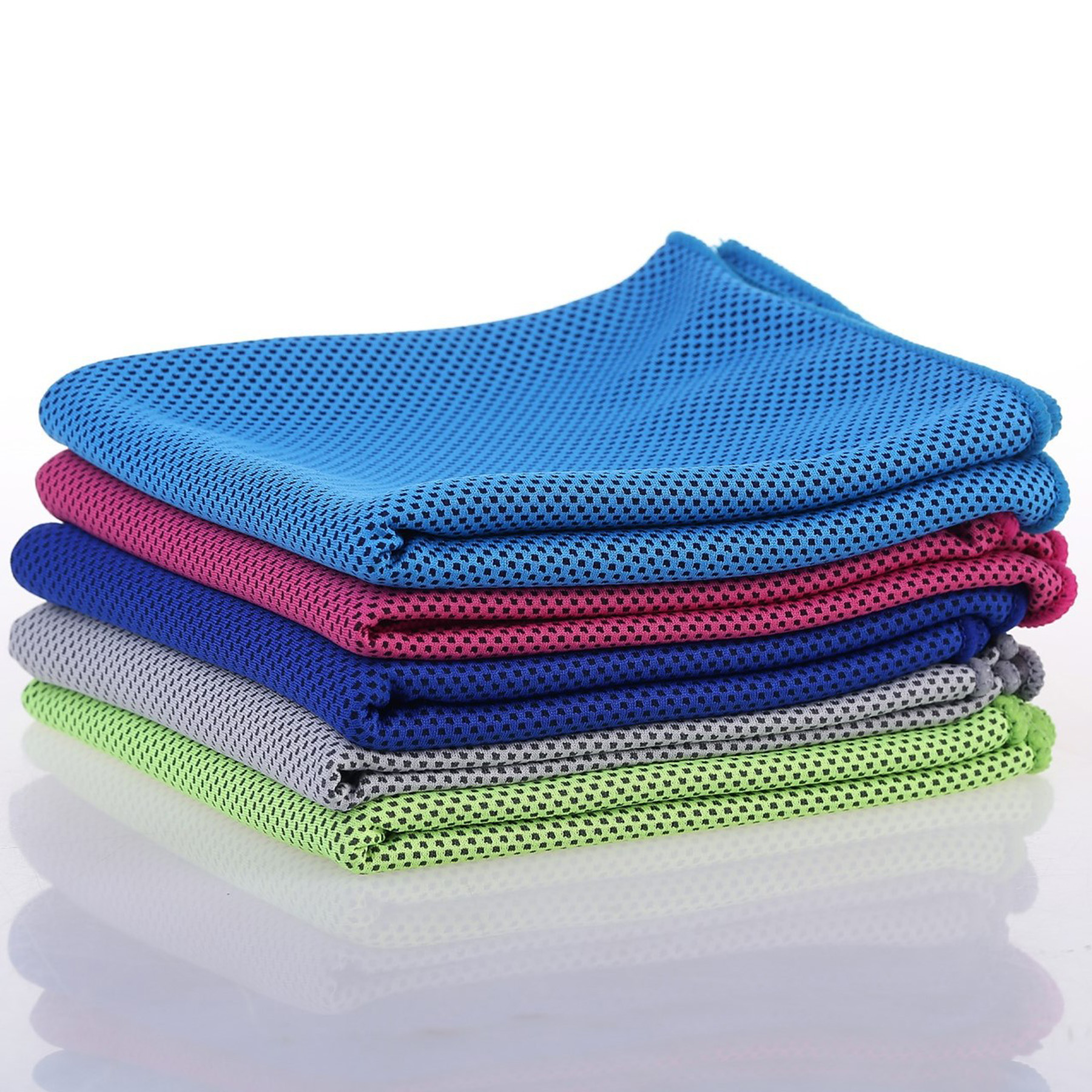 Cooling Ice Towel With Carabiners 2