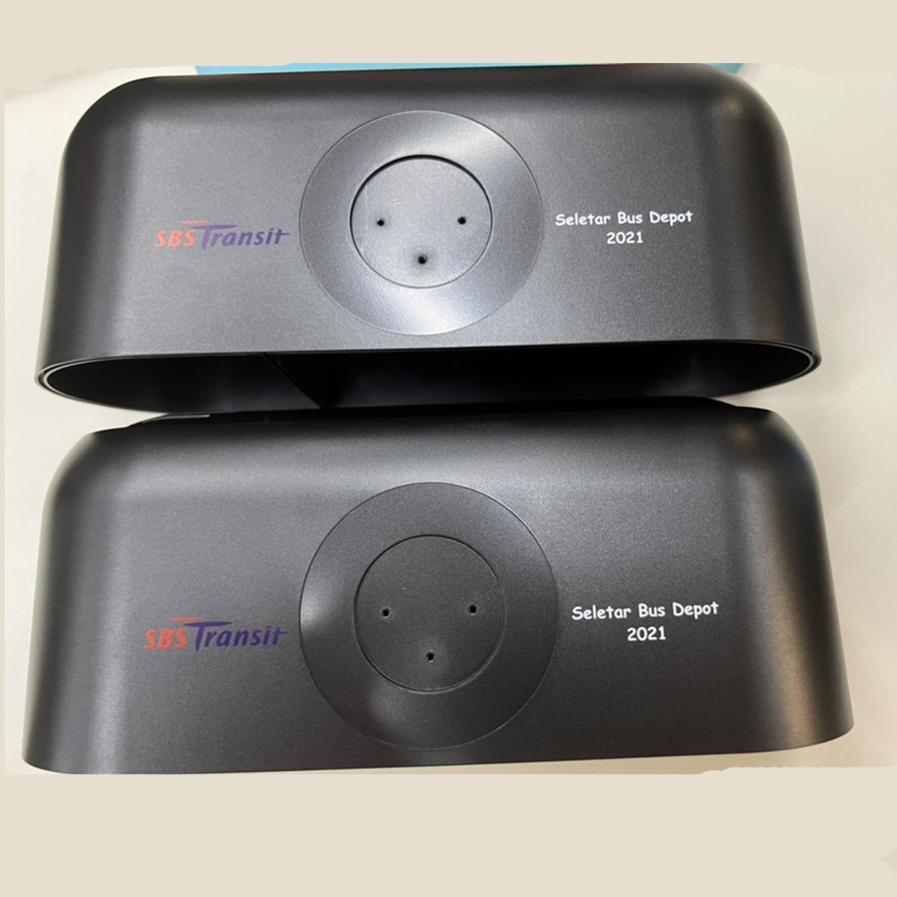 Multi-in-one Wireless Charger Bass Bluetooth Speaker 4