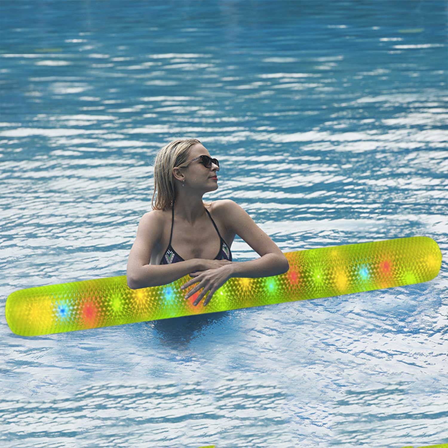 Inflatable Lounge Float – Foldable Backrest 3