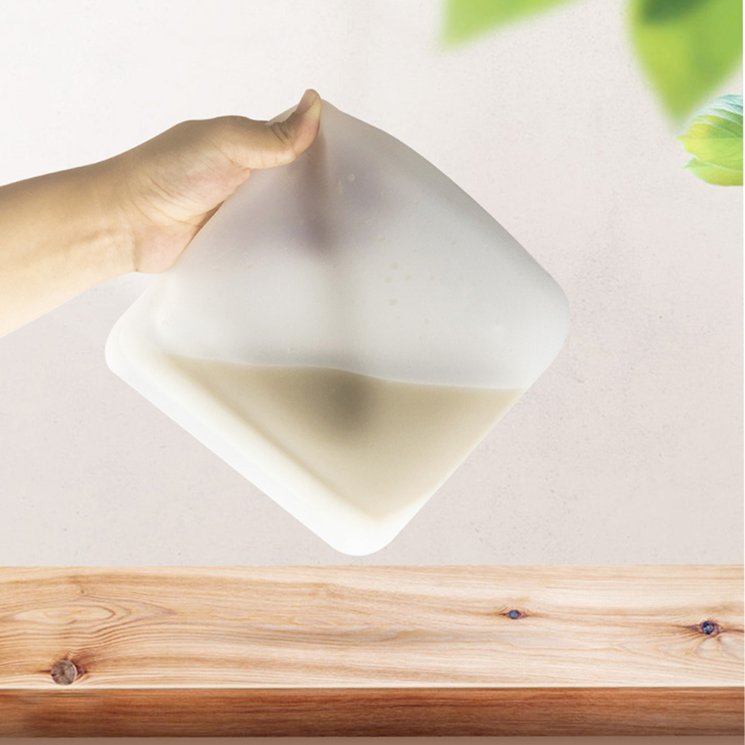 6oz BPA Free Silicone Food Storage Containers 4