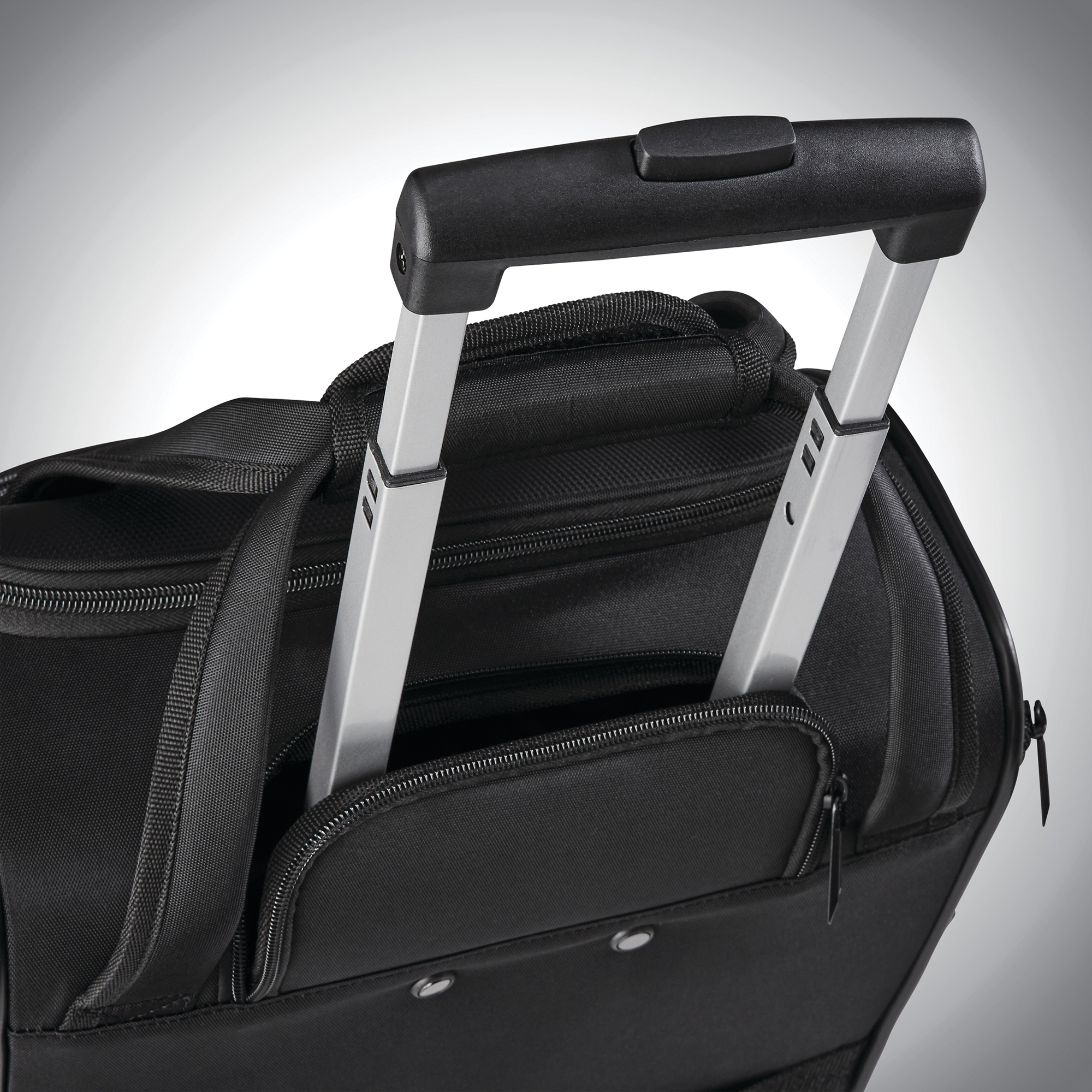 American Tourister® Zoom Turbo Spinner Underseat Carry-On 11