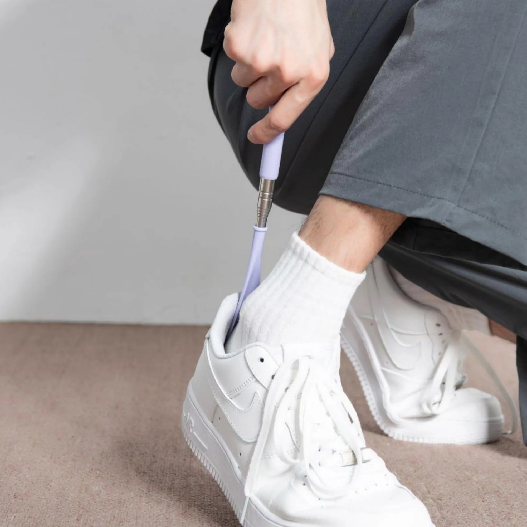 Retractable Shoehorn Helping Hand Shoe Wearer 3