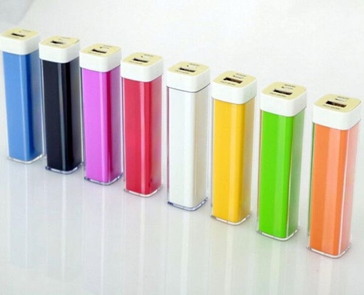 2600 mAh Lipstick Power Bank 2
